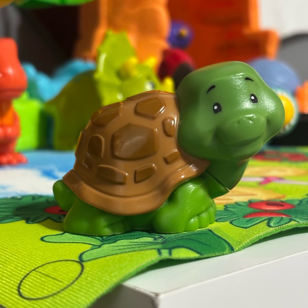 Fisher price little people turtle